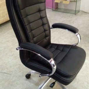 Boss chair with crom arms Crom base20